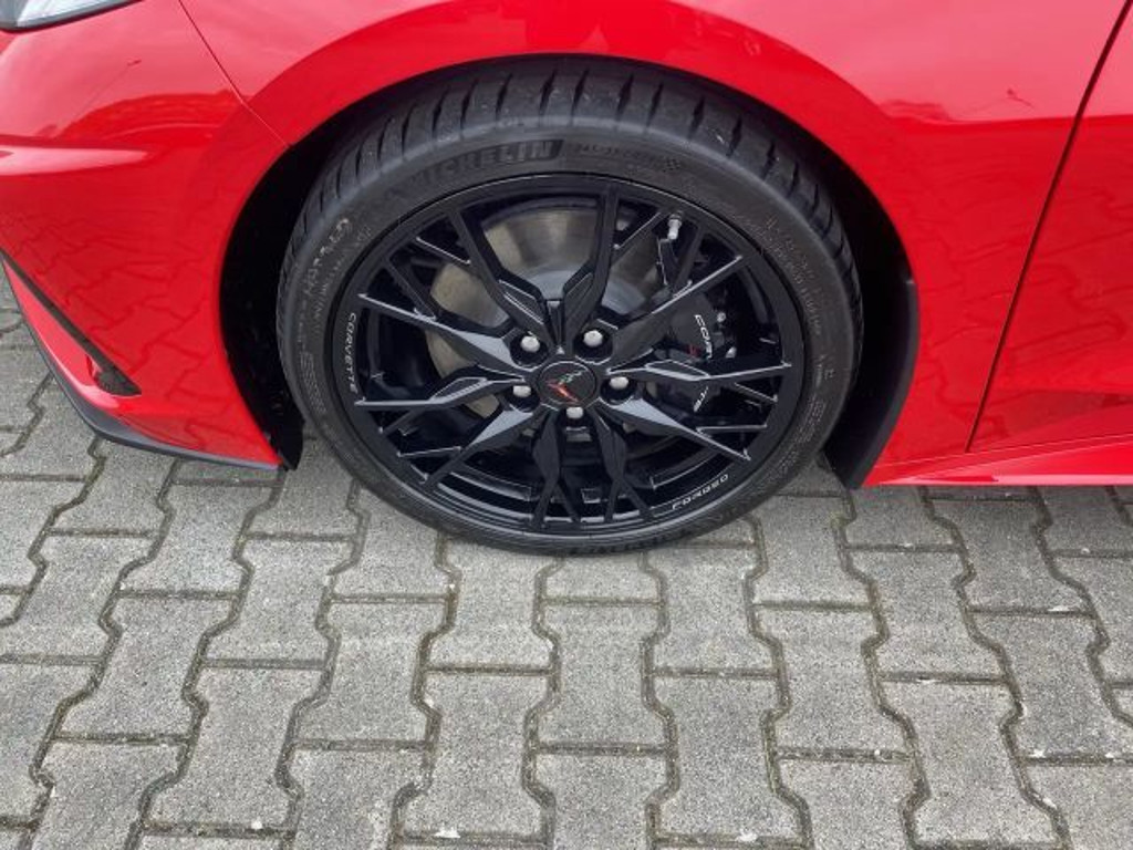 Corvette C8