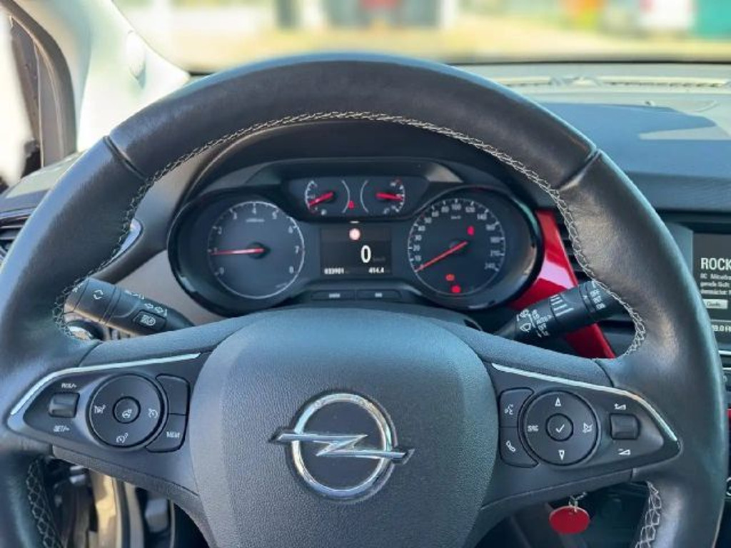 Opel Crossland X