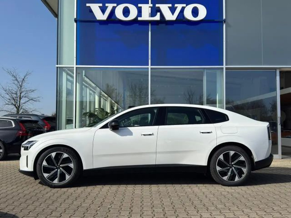 Volvo ES90