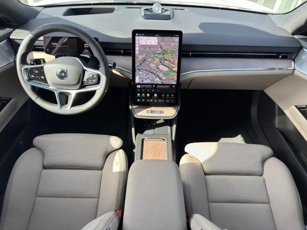 Volvo ES90