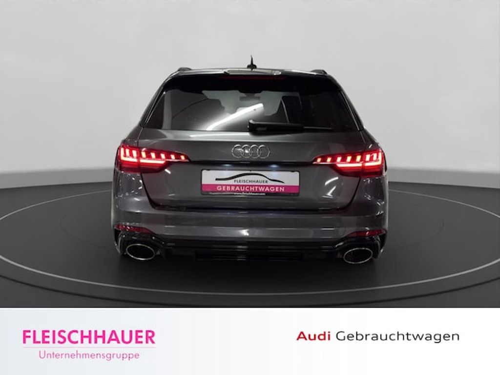 Audi RS4