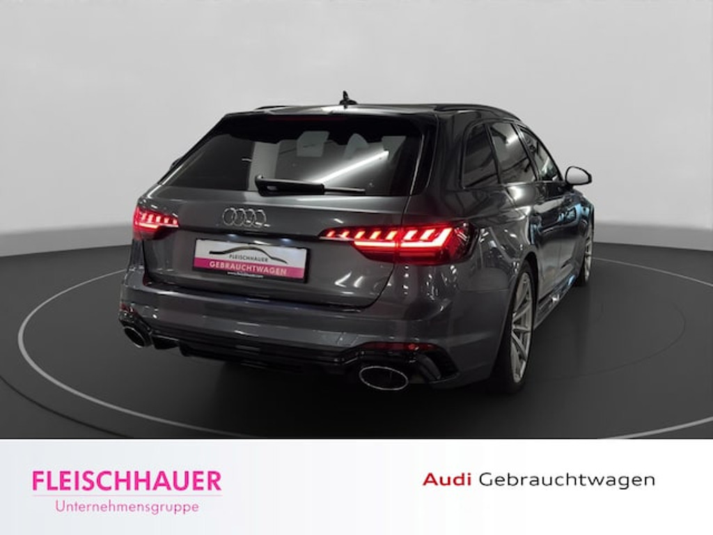 Audi RS4
