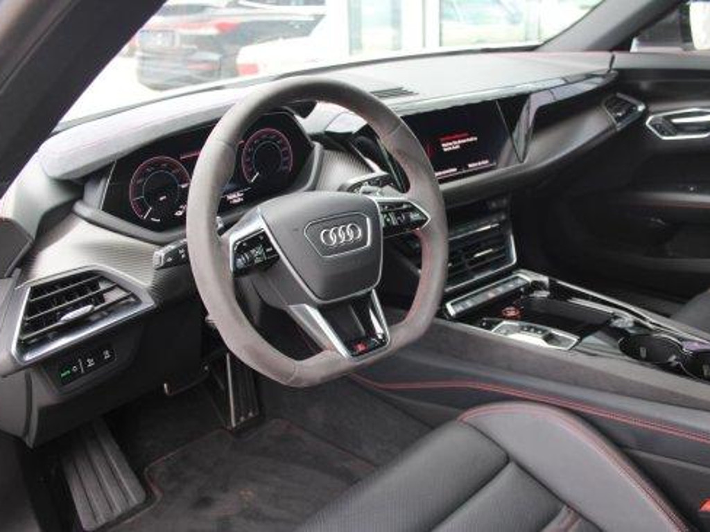 Audi RS e-tron GT