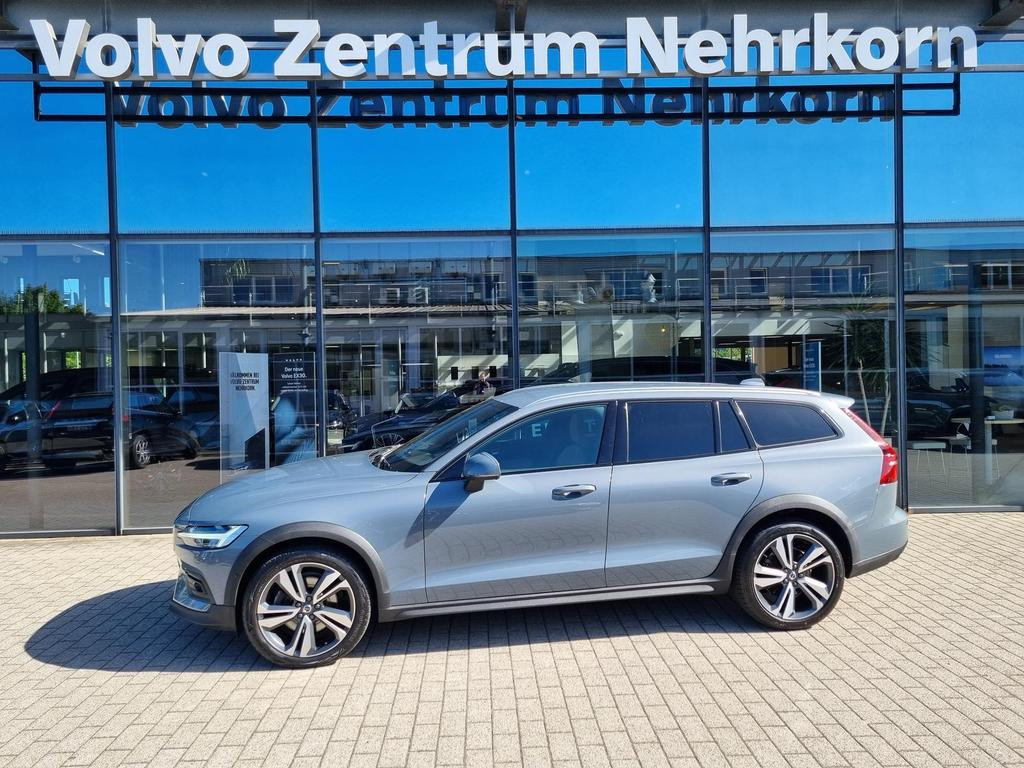 Volvo V60 Cross Country