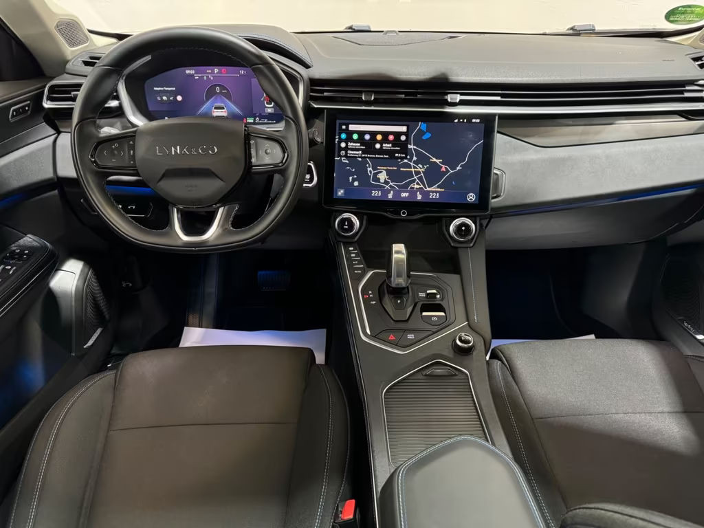 Lynk&Co 01