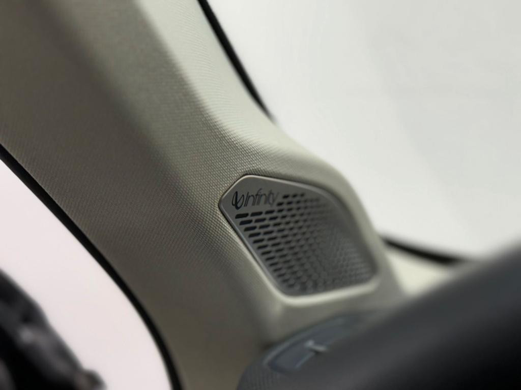 Lynk&Co 01