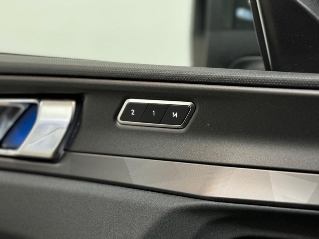 Lynk&Co 01