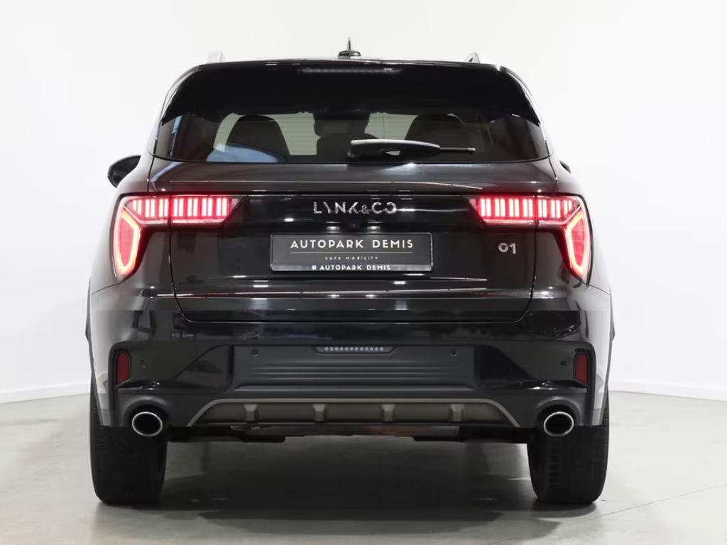 Lynk&Co 01