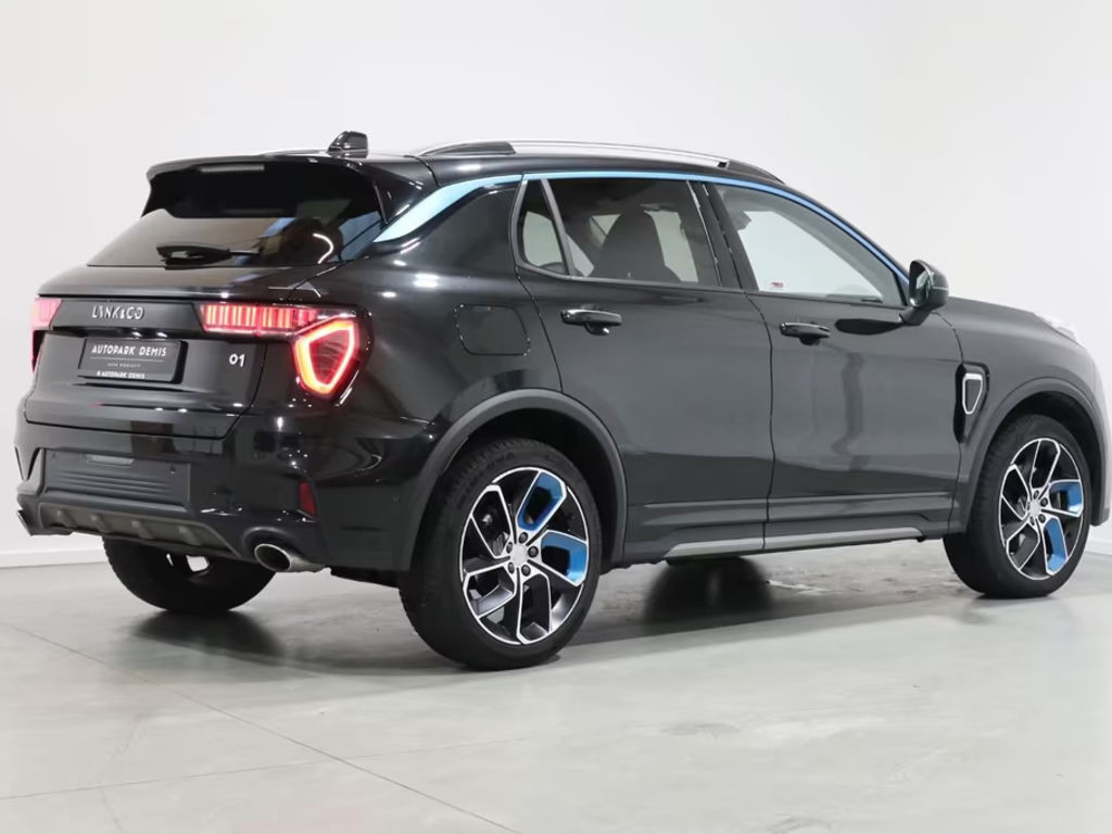 Lynk&Co 01