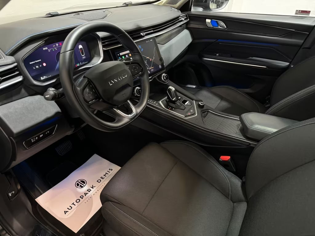 Lynk&Co 01