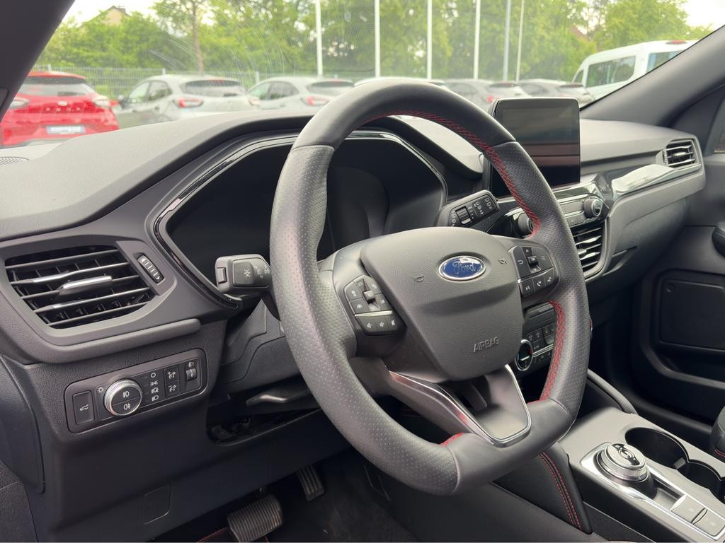 Ford Kuga ST Line Hybrid X
