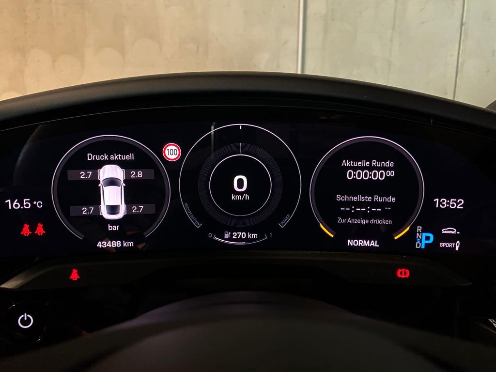 Porsche Taycan