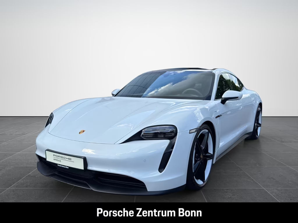 Porsche Taycan Surround-View BOSE Luftfederung PASM
