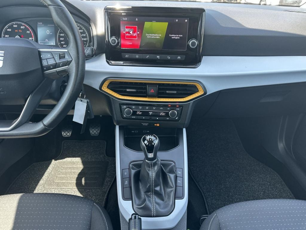 Seat Arona