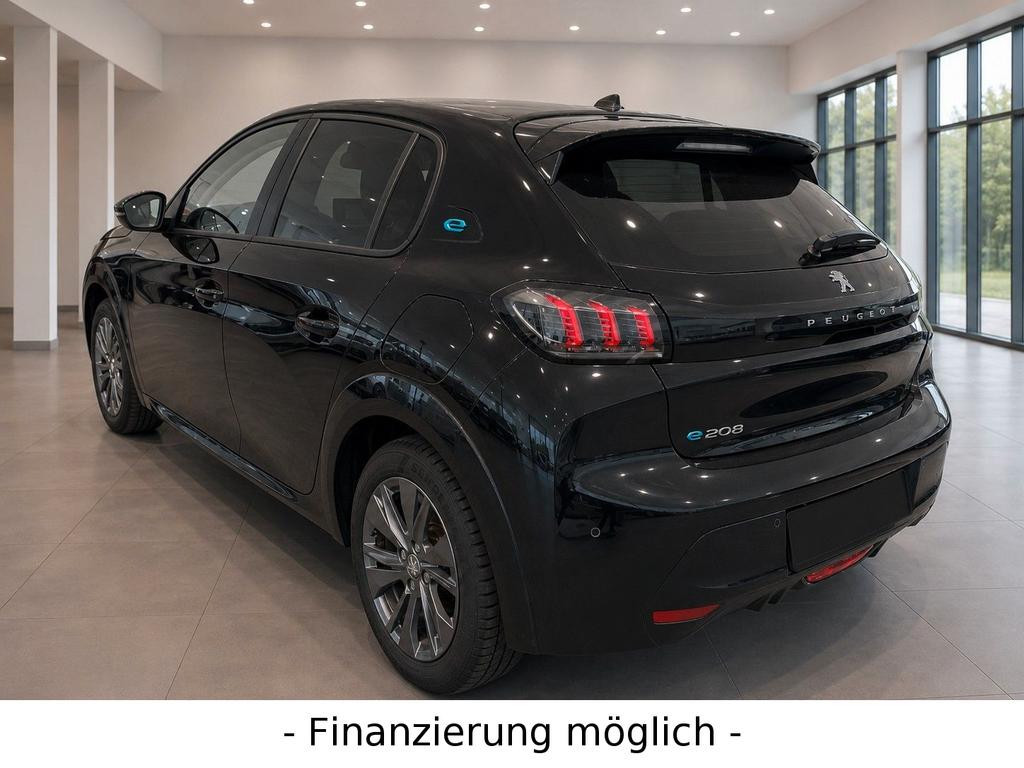 Peugeot e-208