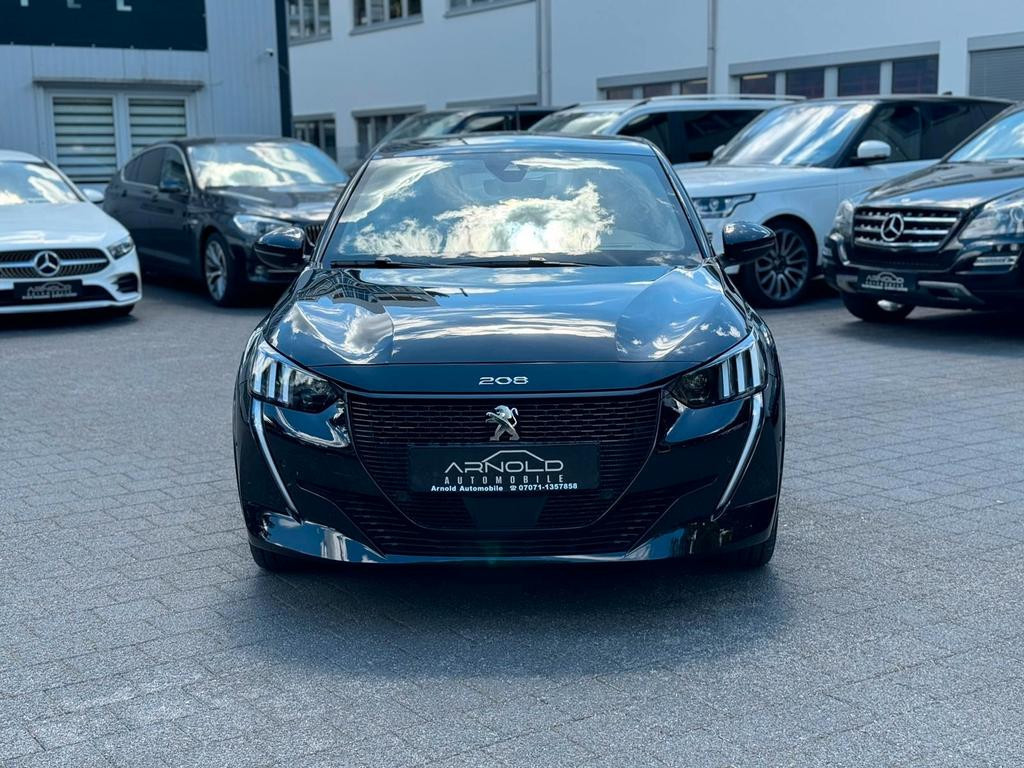 Peugeot e-208
