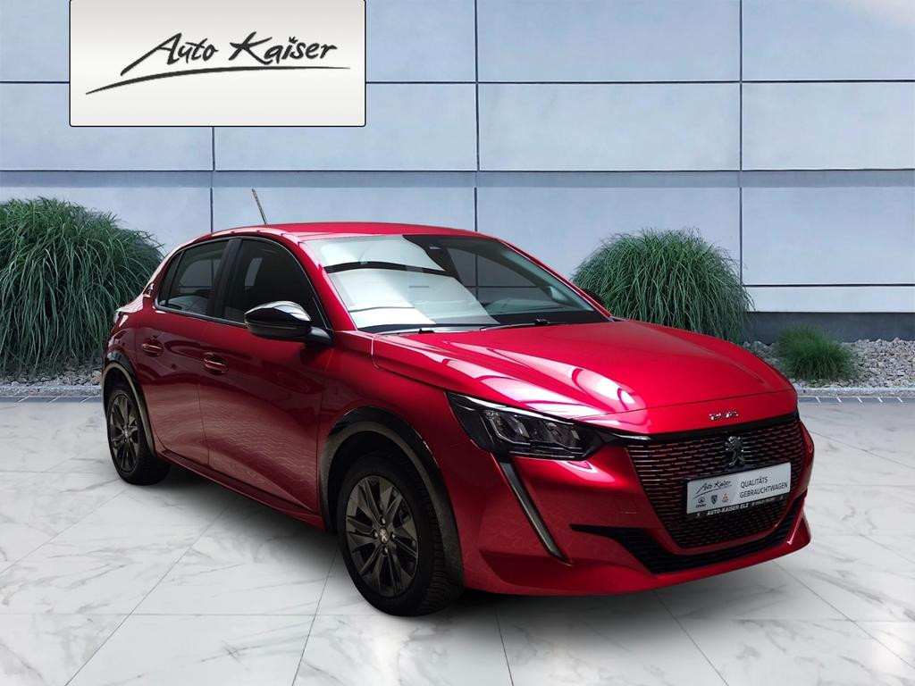 Peugeot e-208