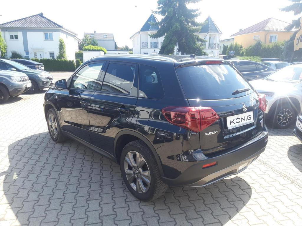 Suzuki Vitara Club Hybrid