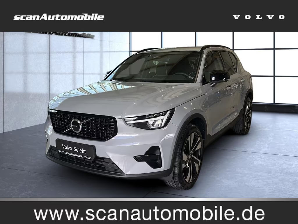 Volvo XC40 Plus Dark