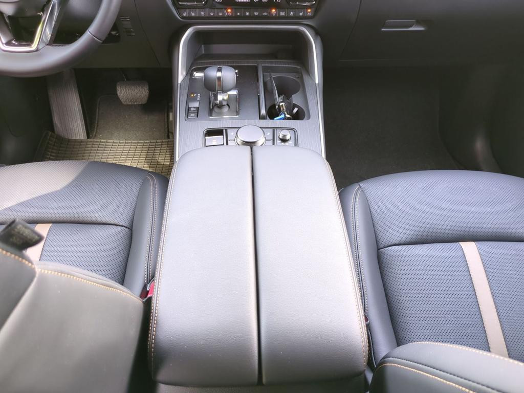 Mazda CX-80