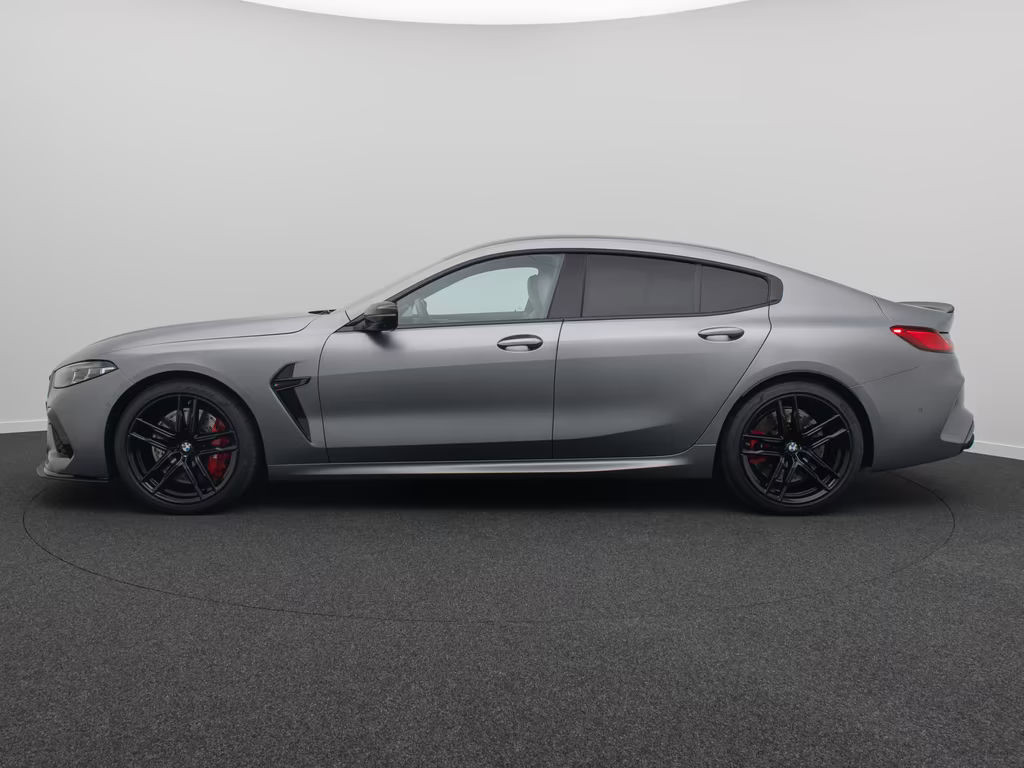 BMW M8