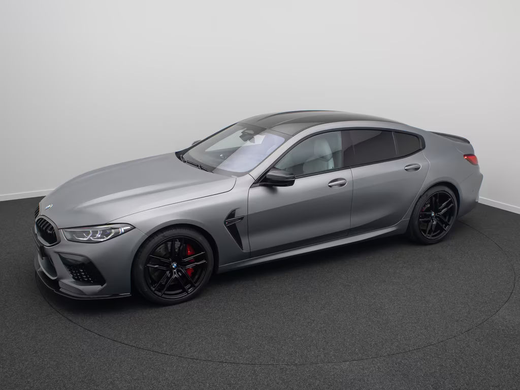 BMW M8