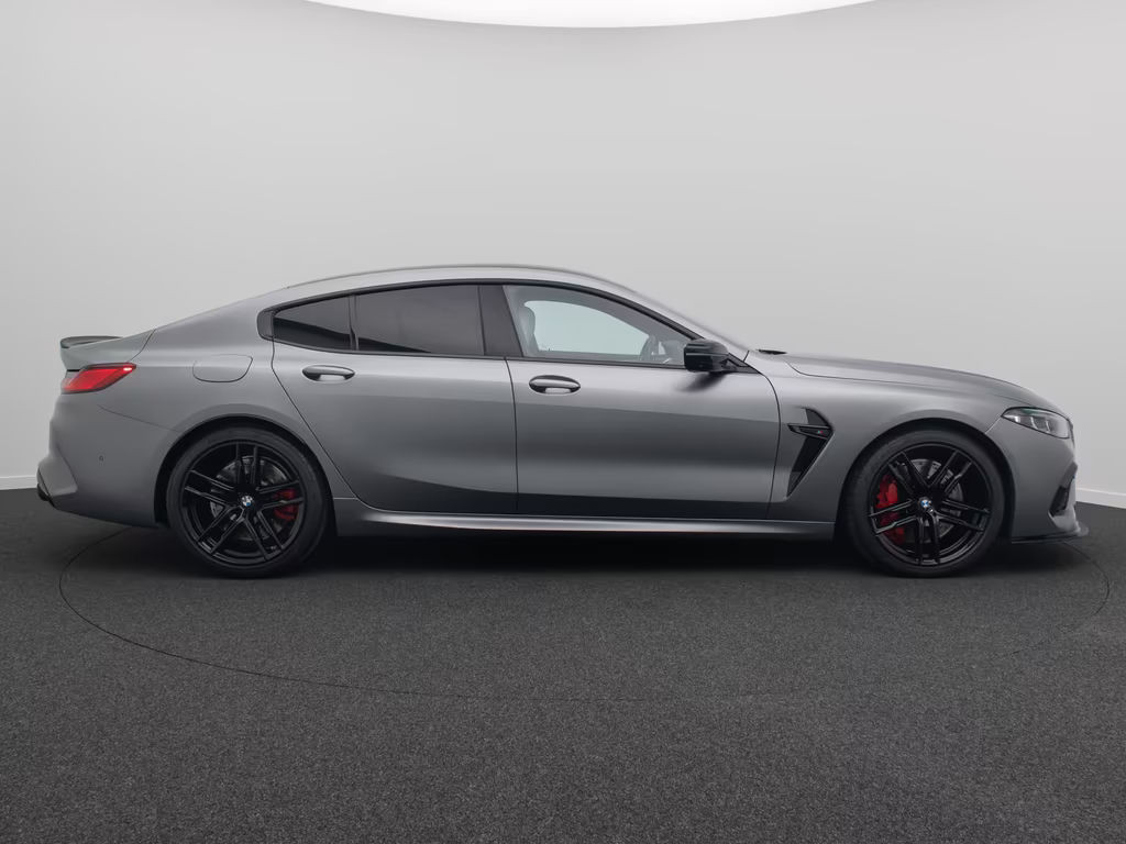 BMW M8