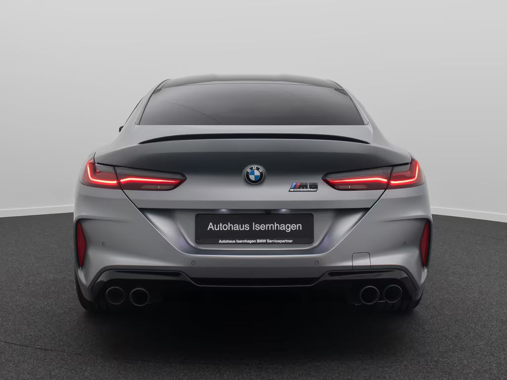 BMW M8