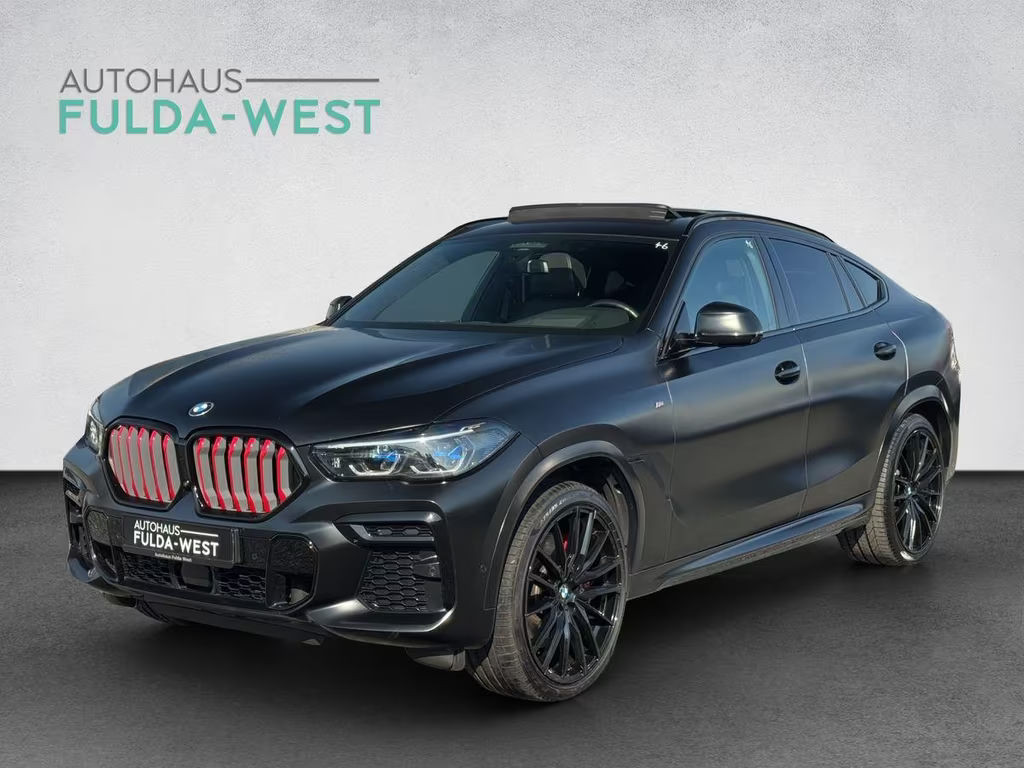 BMW X6 M50i