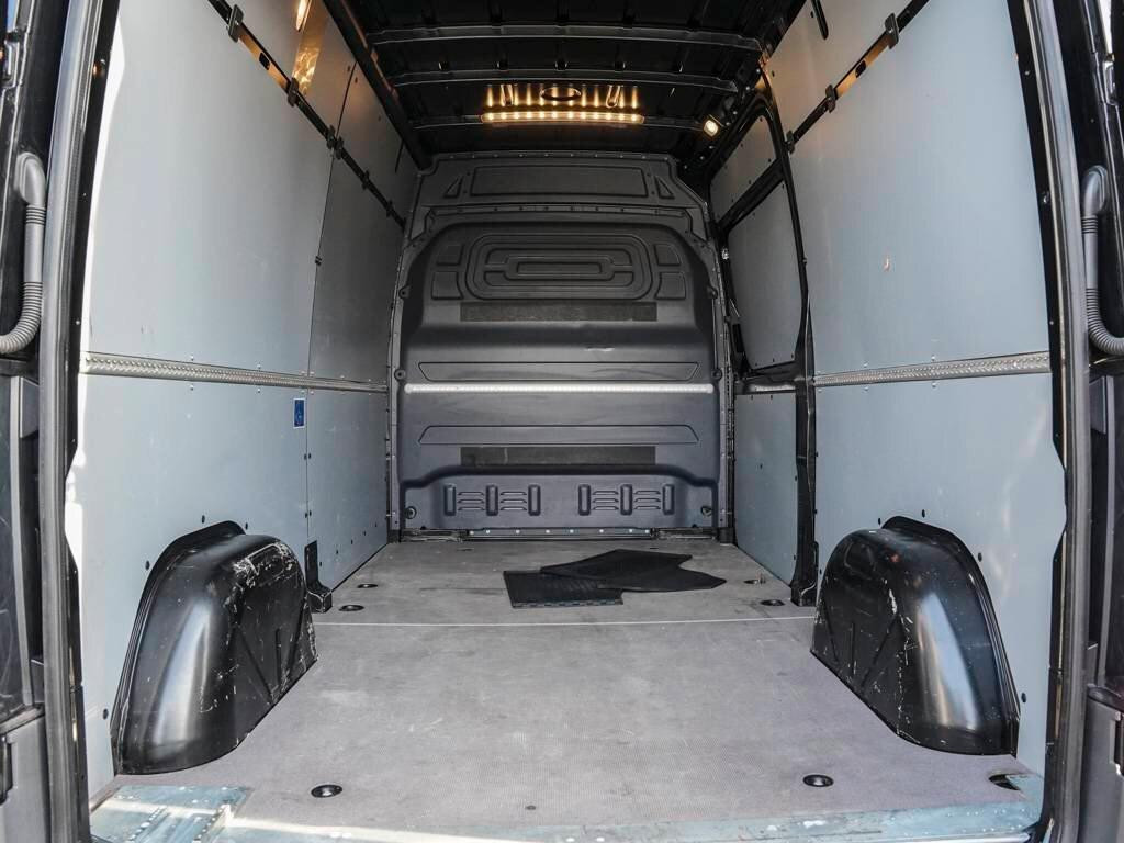 Mercedes-Benz eSprinter