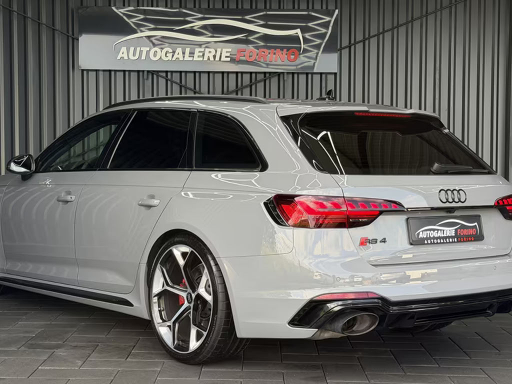 Audi RS4