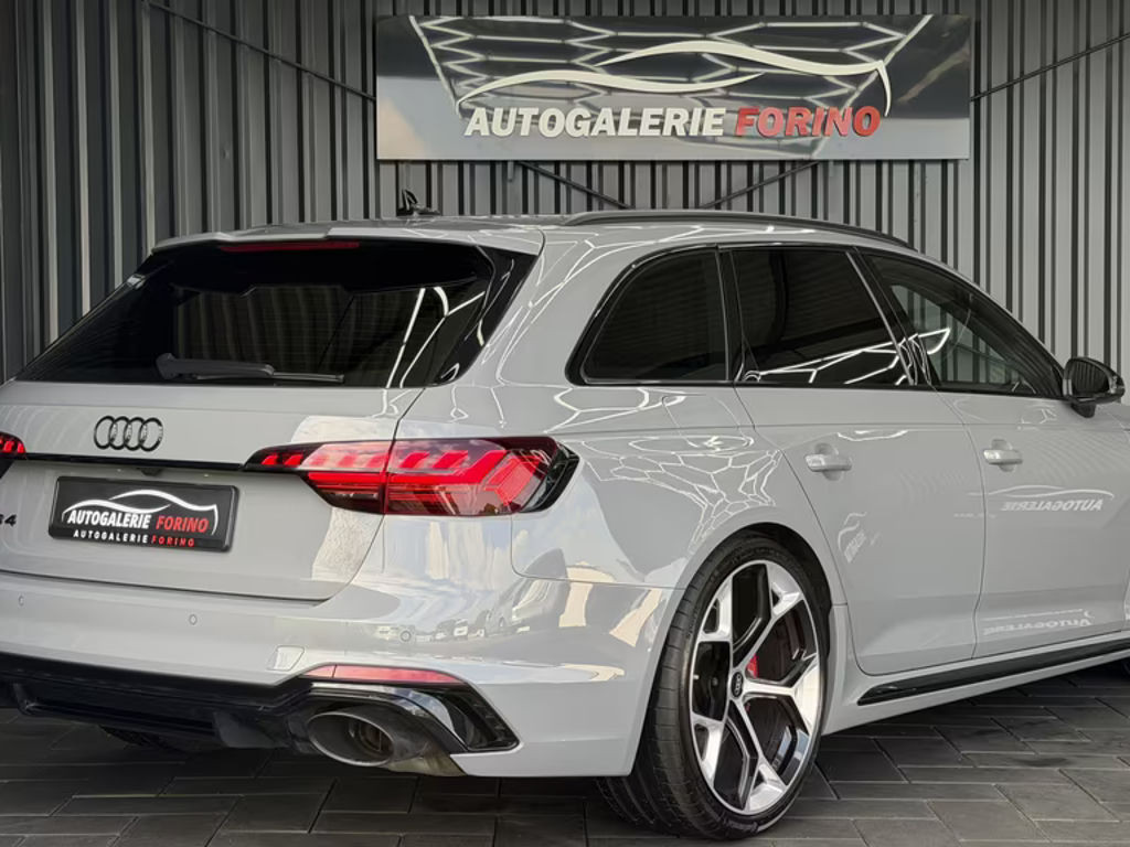Audi RS4