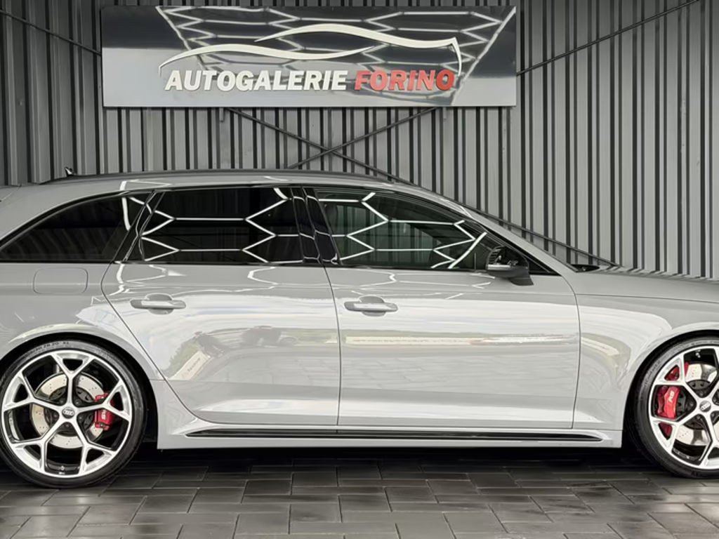 Audi RS4