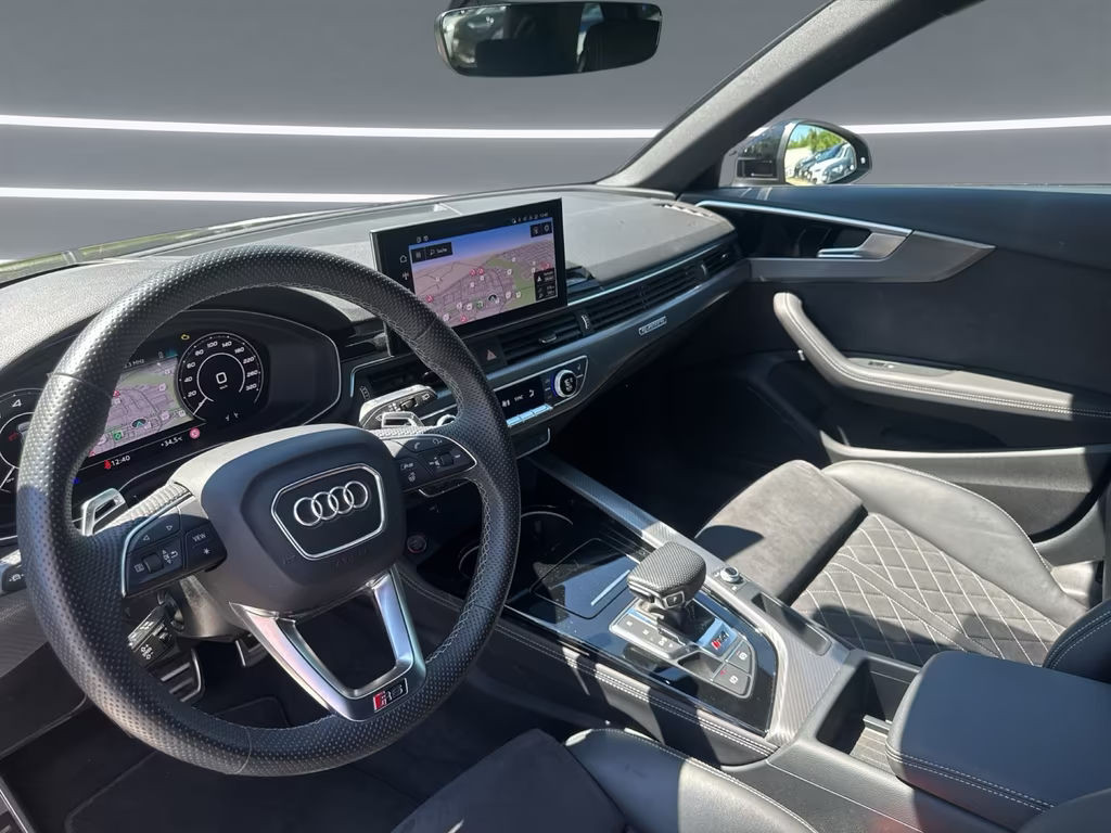 Audi RS4