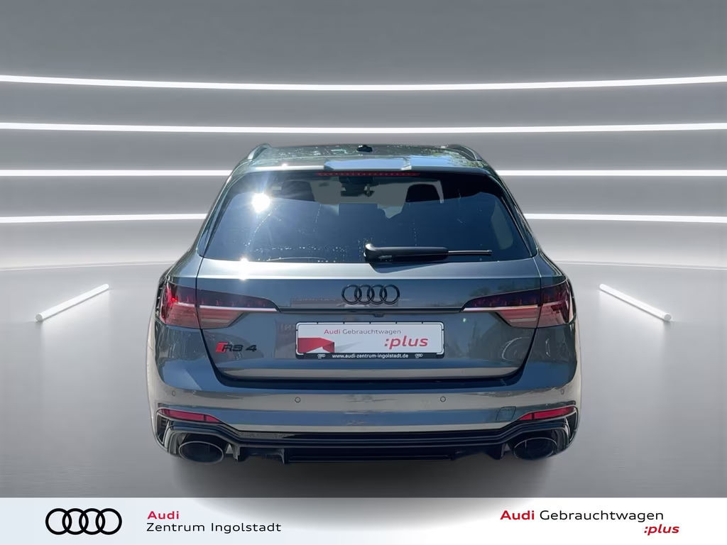 Audi RS4
