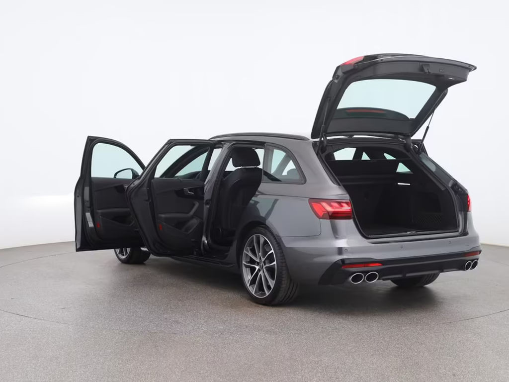 Audi S4