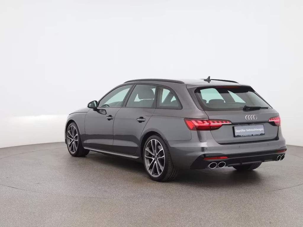 Audi S4