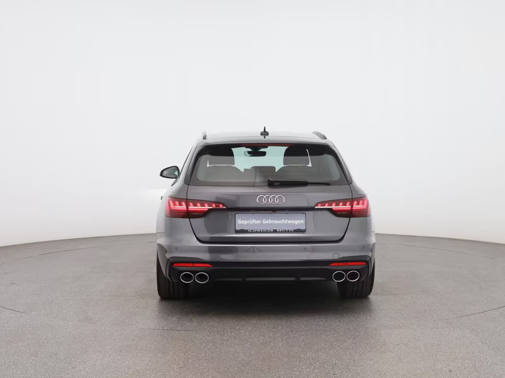 Audi S4