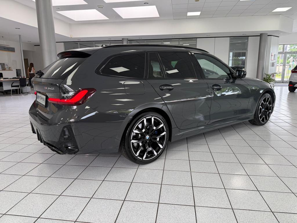 BMW M340