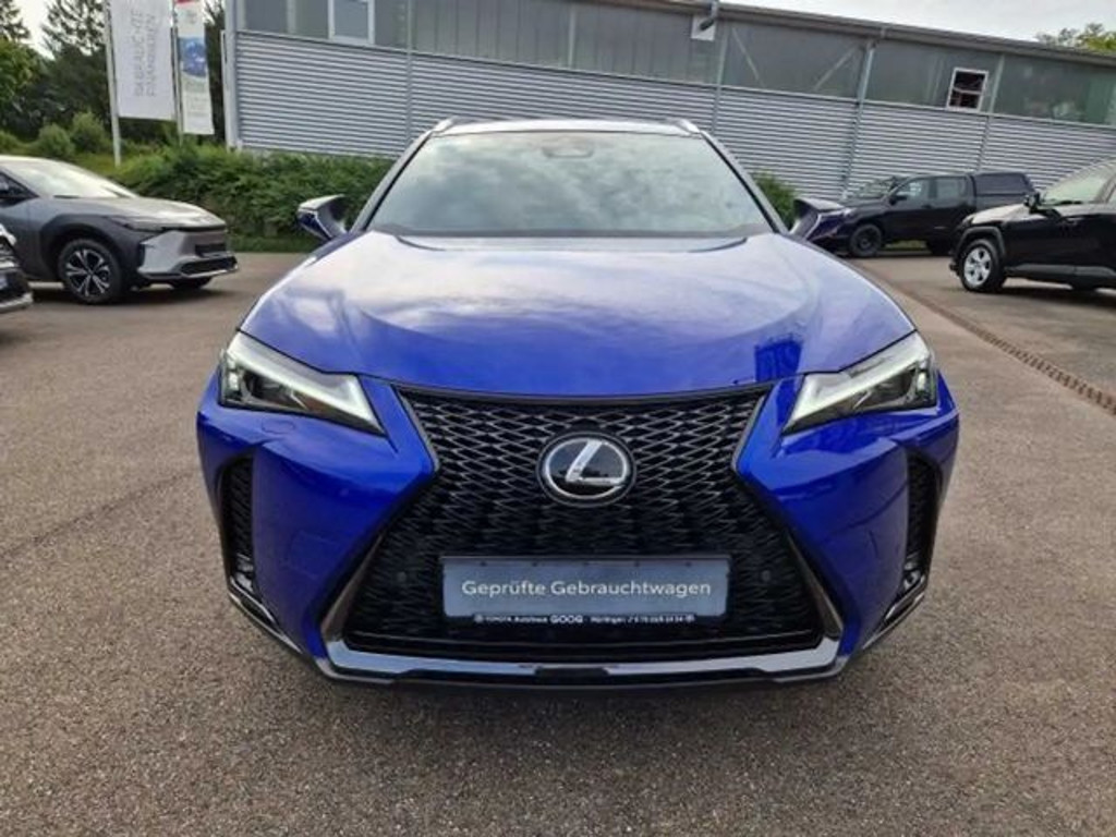 Lexus UX