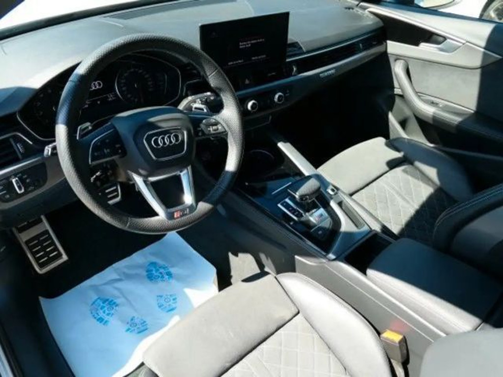 Audi RS4