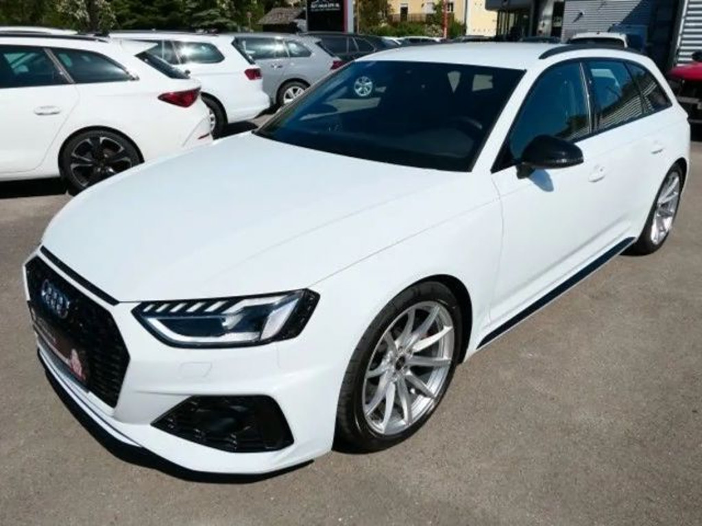 Audi RS4