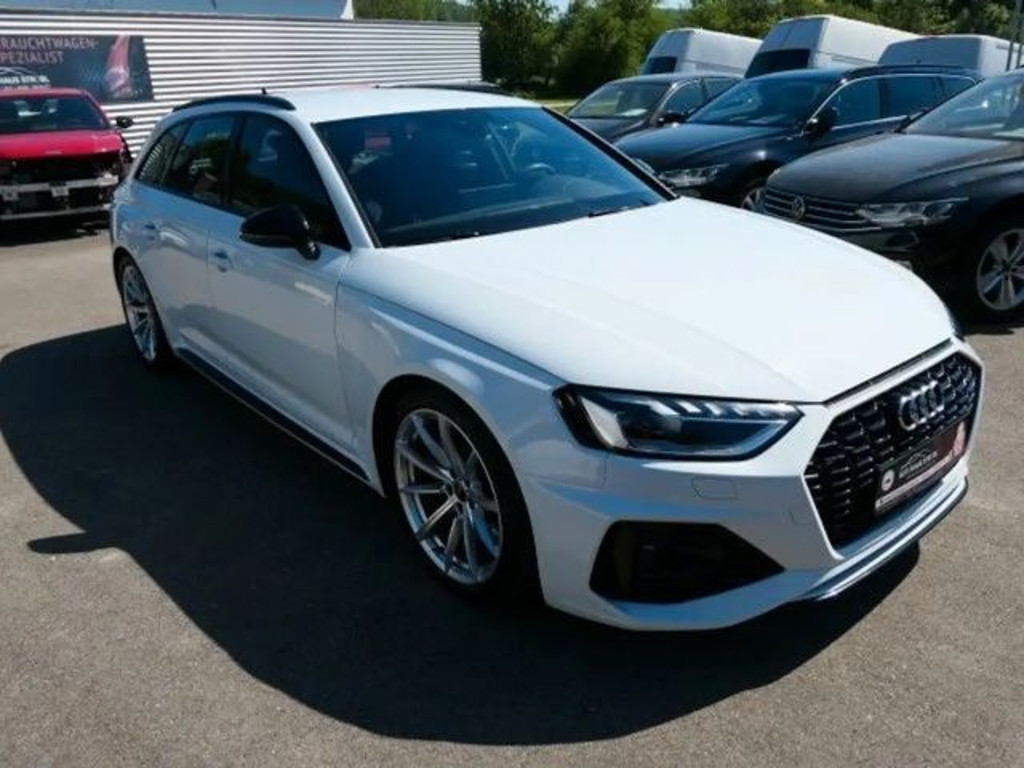 Audi RS4