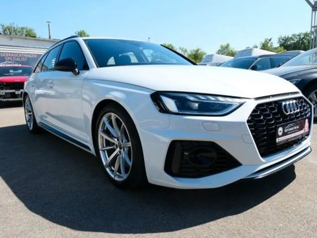 Audi RS4