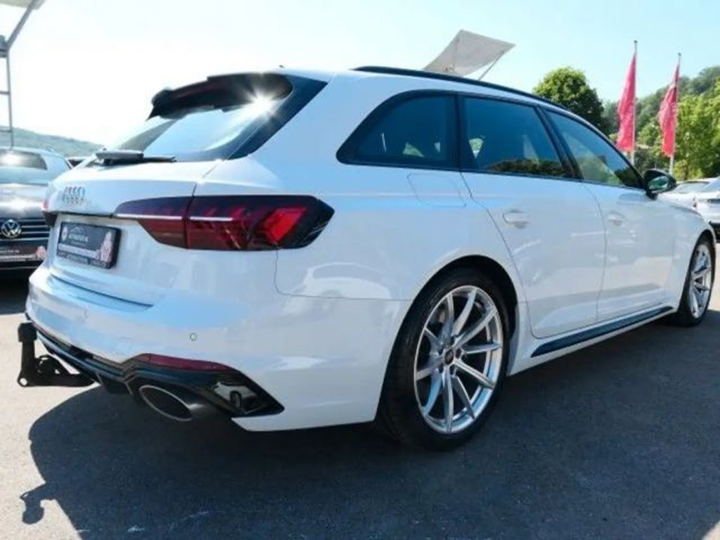 Audi RS4