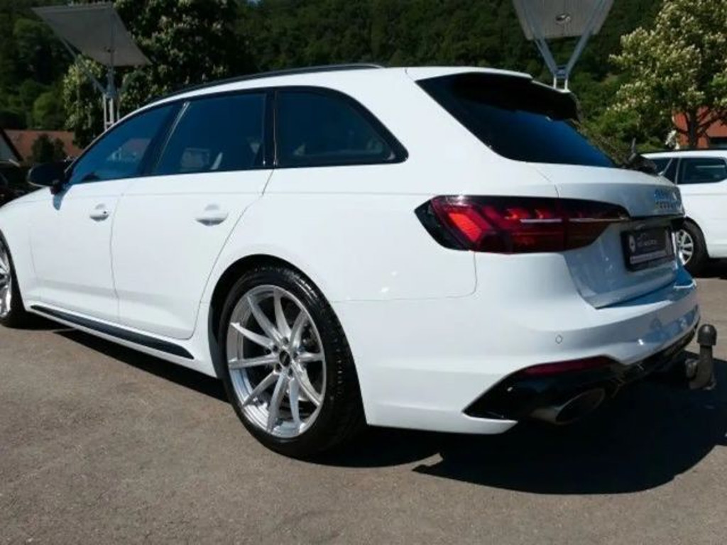 Audi RS4