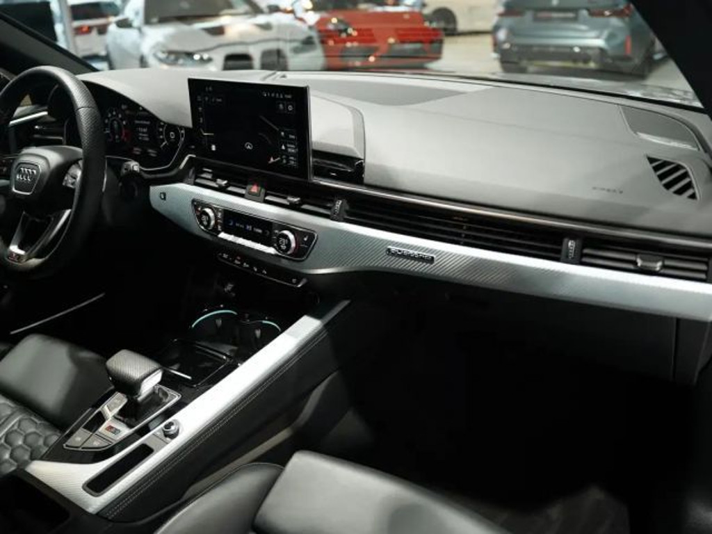 Audi RS4