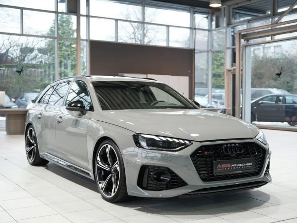 Audi RS4 Avant Quattro