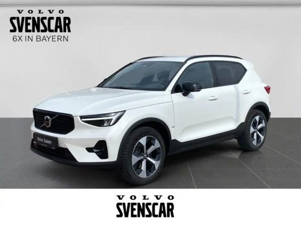 Volvo XC40 Plus Dark
