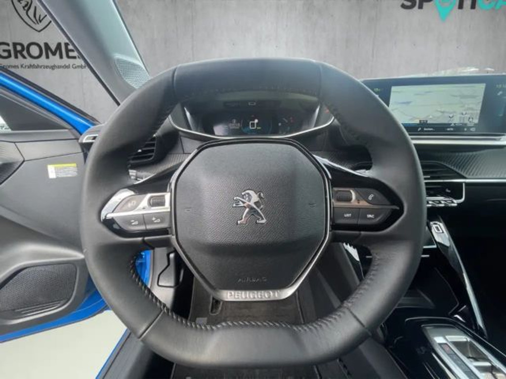 Peugeot e-208